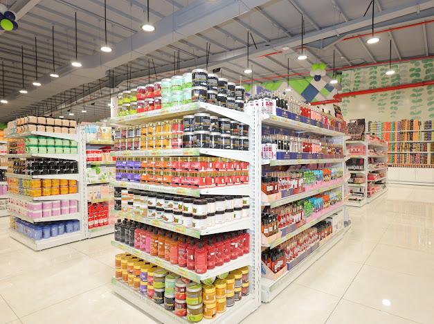 قسم تجميل وعطور وإكسسوارات في هايبر فايف
